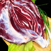 新鲜原切牛腱子肉，牛肉，批发，纯干无注水