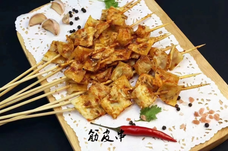 肋羊肉串，选自内蒙古草原羔羊，肉香无膻味，牧场直供
