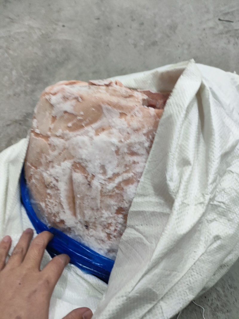 带皮腿肉