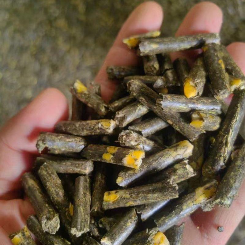 花生秧草颗粒