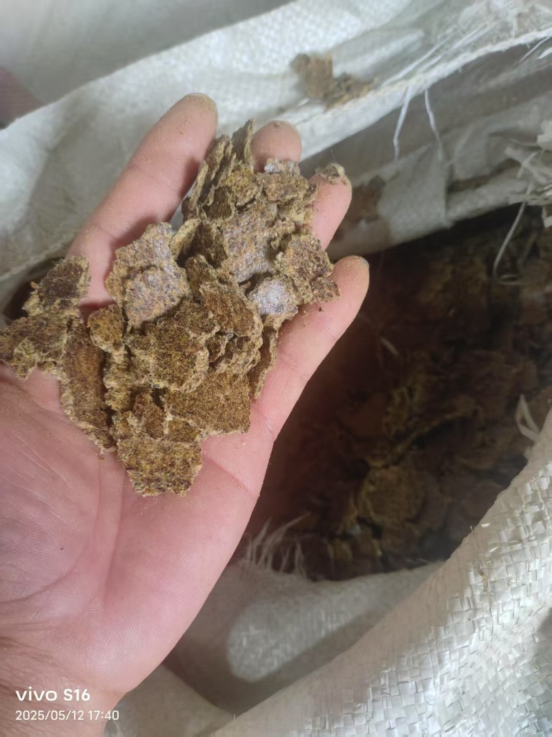 新疆一手棉饼，棉粕，，养殖育肥，种地施肥