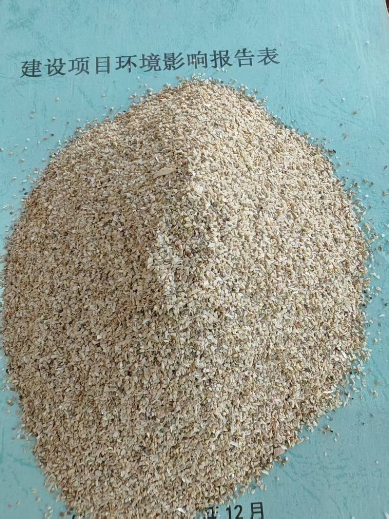 贝壳粉小颗粒大量现货供应，对接种植养殖饲料厂可视频看货