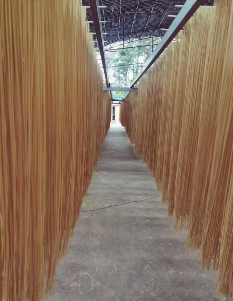 正宗贵州毕节织金高山麦子石磨面条