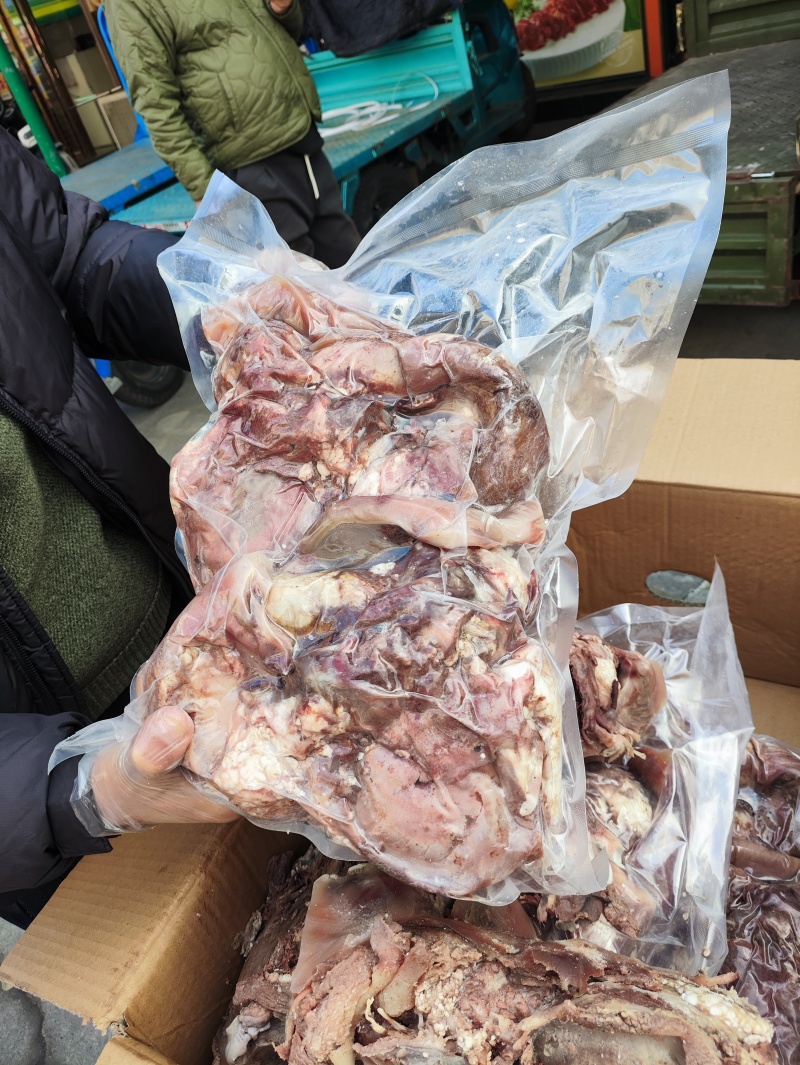 【熟牛头肉】全熟去皮牛头肉产地直发量大从优可视频看货