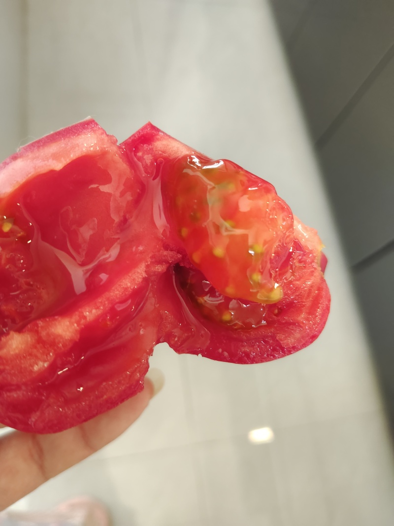 口感西红柿爆汁甘甜