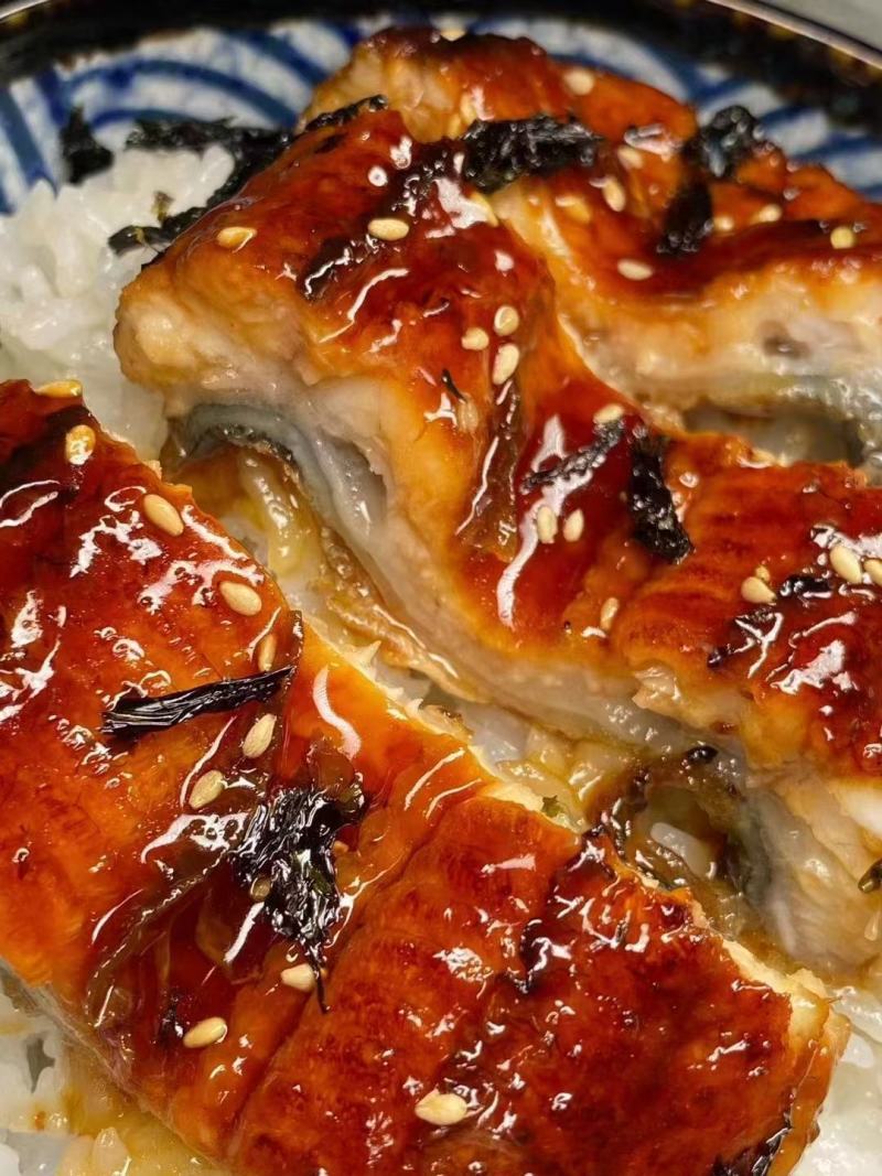 蒲烧鳗鱼，自己工厂加工鳗鱼，有自己鳗鱼加工生产线大量供货