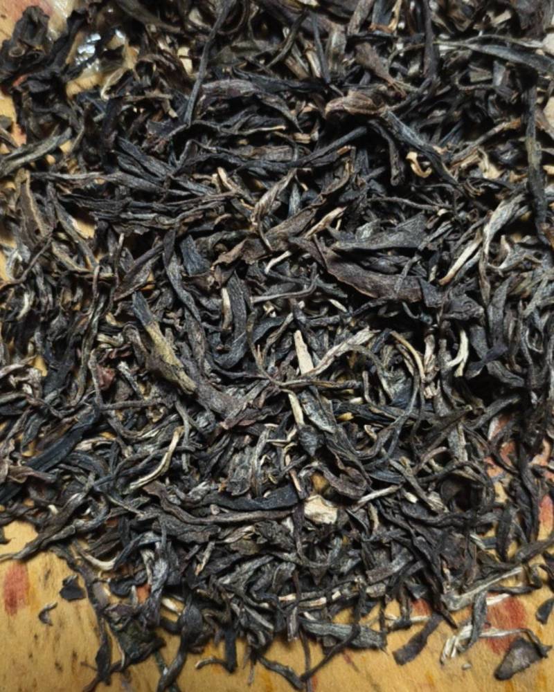 云南普洱茶，两年多了，茶价不好，亏本处理，一共12吨左右