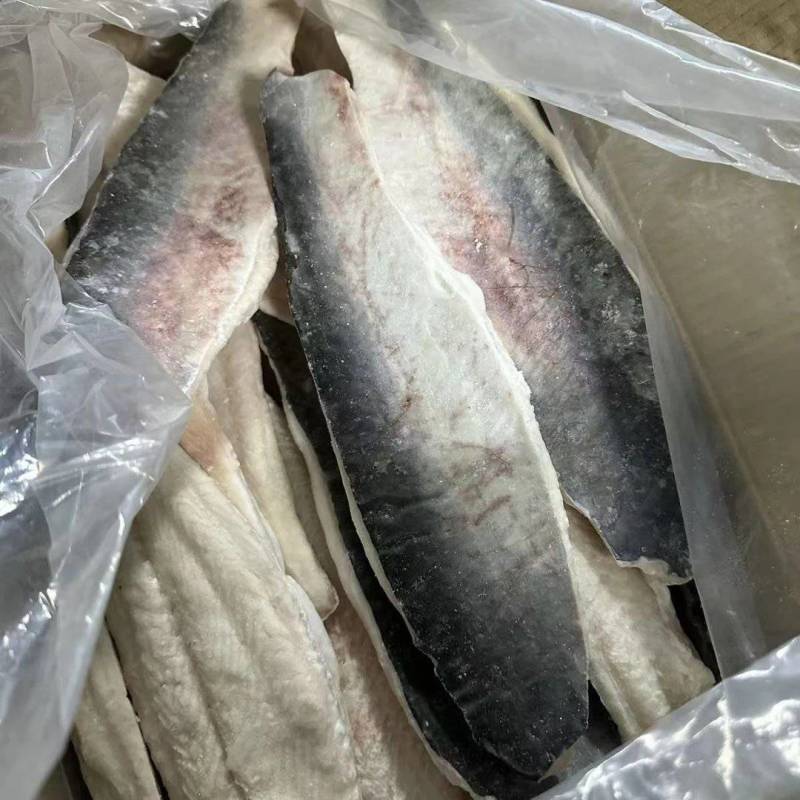 新鲜巴沙鱼片取自新鲜巴沙鱼，去皮，带皮的都有！现货！