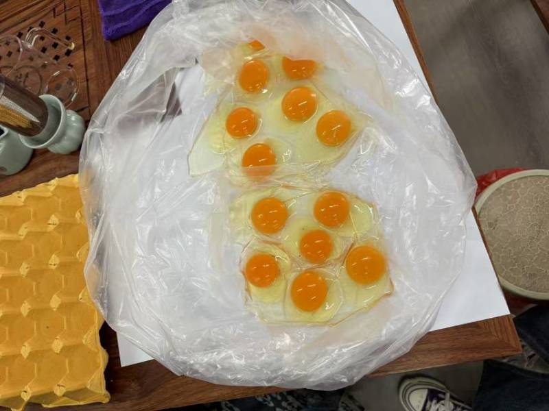广西玉林鲜鸡蛋，鸡场直供，红心精品分拣码数齐全，欢迎订购