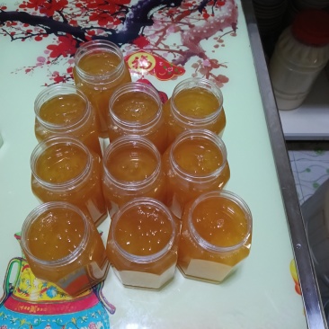 高山农家土蜂蜜自家养蜂