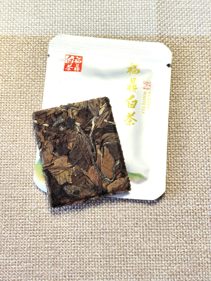 福鼎白茶高山老白茶(初见)