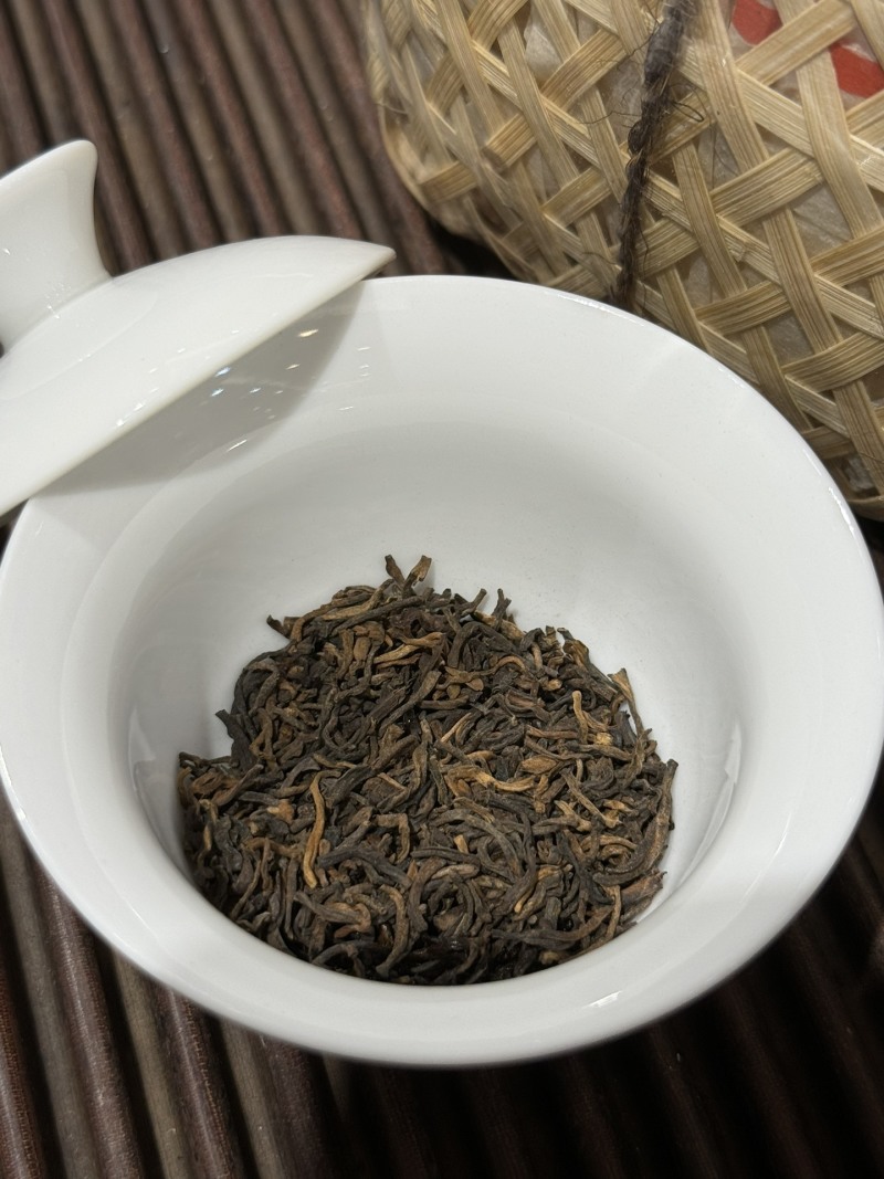 2008云南宫廷普洱熟茶正宗15年古树宫廷陈年散茶叶浓香