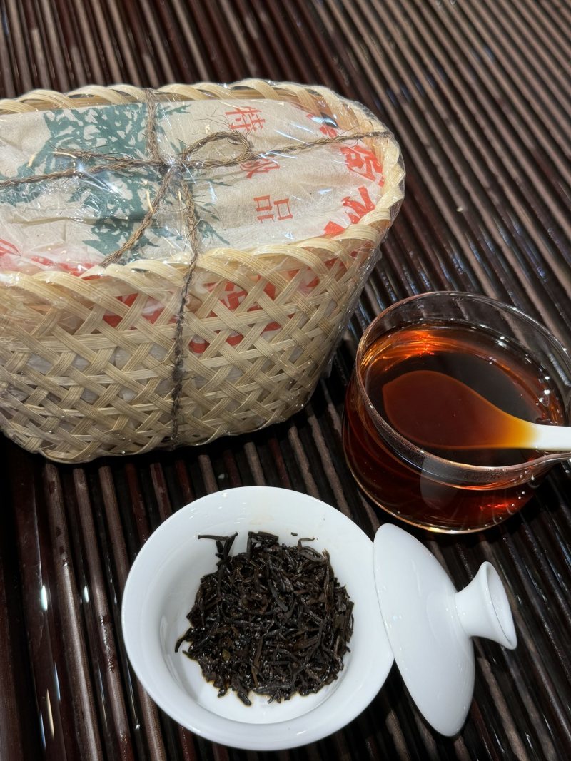 2008云南宫廷普洱熟茶正宗15年古树宫廷陈年散茶叶浓香