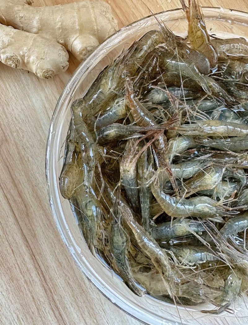 水煮河虾，人工挑选，专业水煮，鲜红美味长期大量有货供应