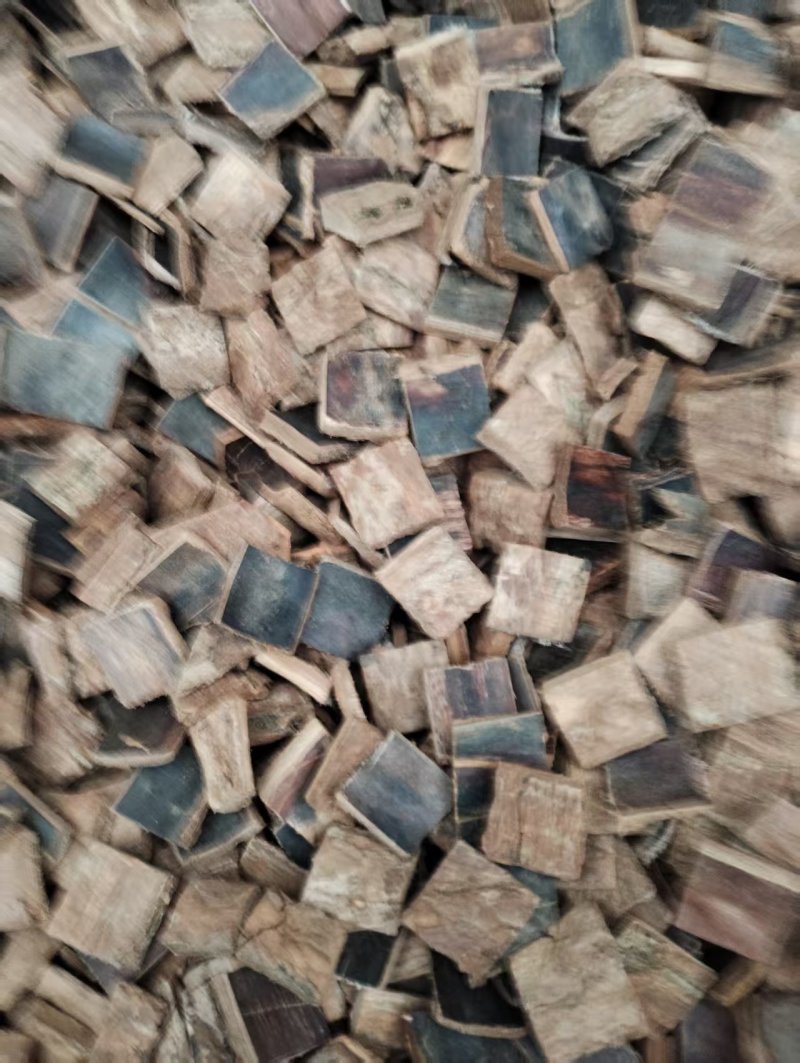 湖南精品杜仲通货成品切片齐全产地直发量大从优