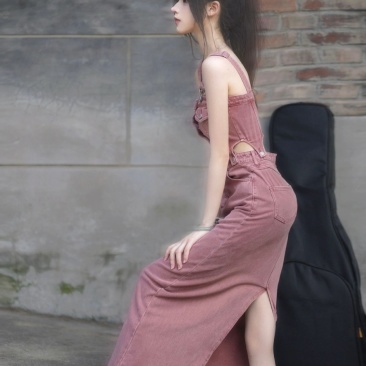 大码女装夏季套装女2025新款网红设计感牛仔背心开叉半身裙俩