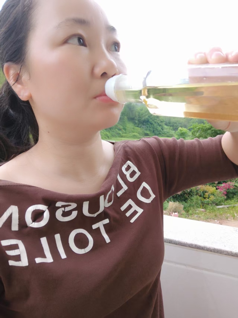 精品山茶油货源充足量大从优质量保证诚心经营欢迎咨询