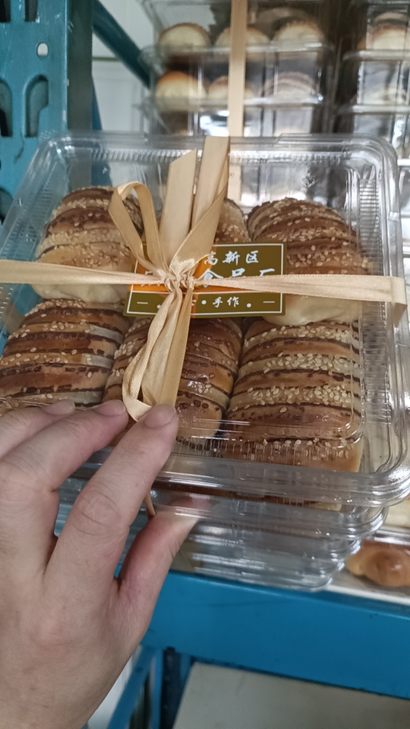 面包蛋糕欢迎各位老板下单超市批发食堂订餐学校旅游都有