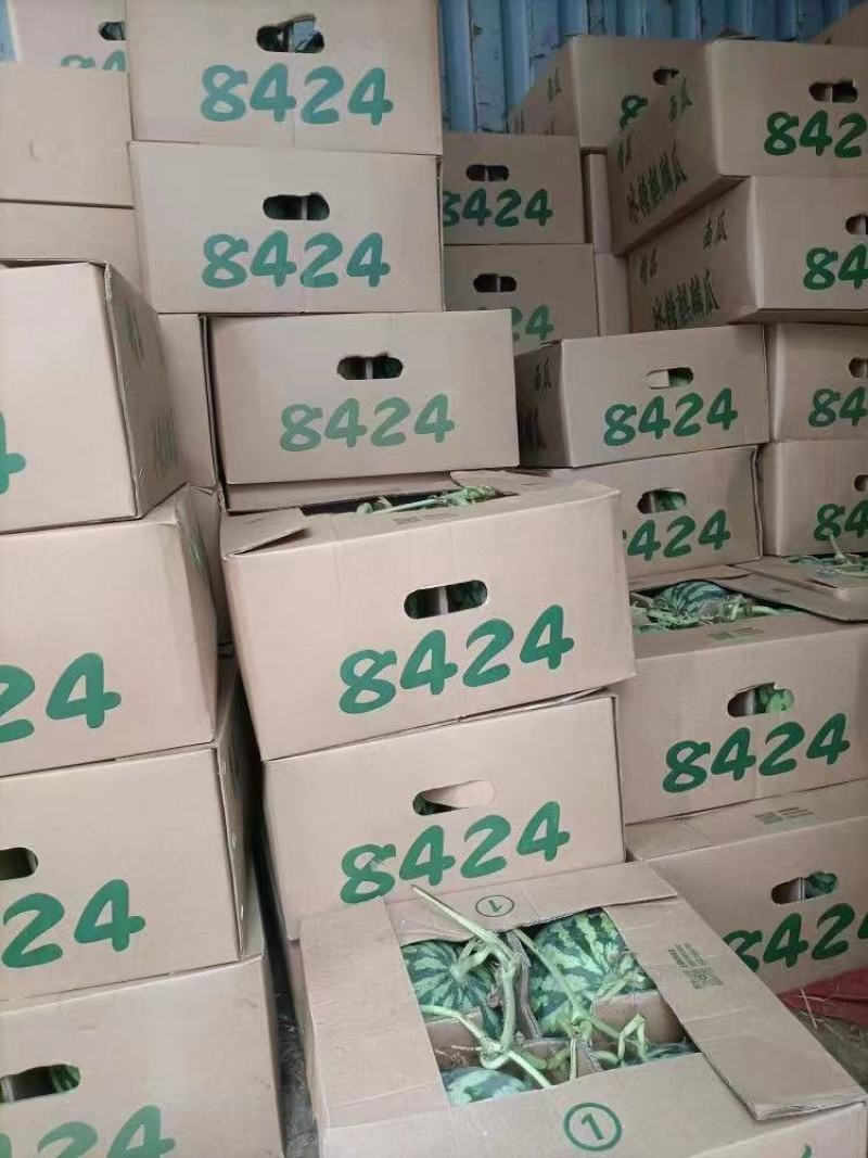 纸箱定制，质量**，价格美丽。