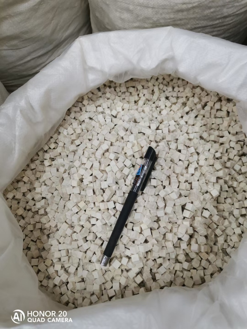 茯苓云南白茯苓无硫茯苓丁块煲汤泡水喝产地直销