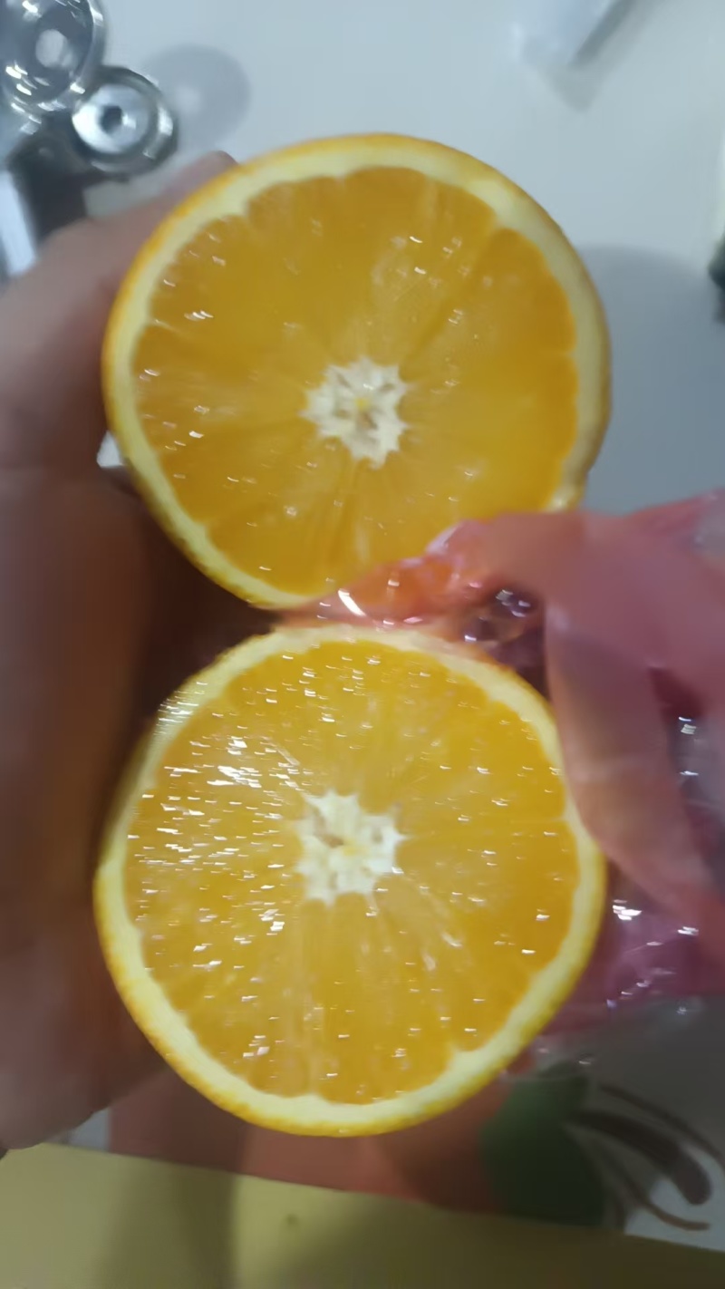 赣南脐橙果园直发，口感甜对接全国各大商超零售批发全国代卖