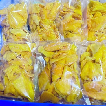 粤果园芒果干果干蜜饯食品批发酸甜软糯风味零食新鲜即食净重袋装