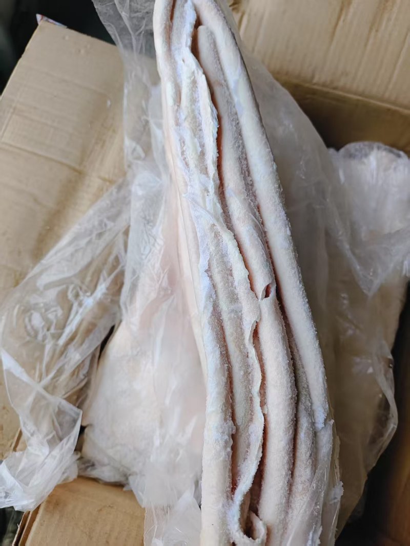 肥猪脊背皮，去油嘎嘎干净，便宜处理