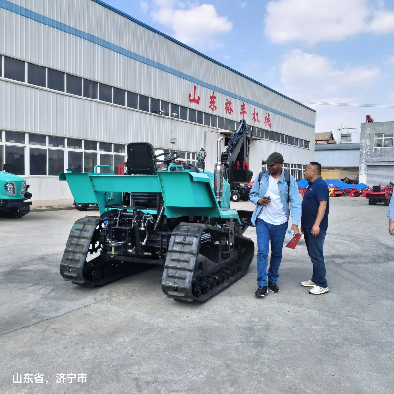 履带拖拉机水旱两用拖拉机小挖机