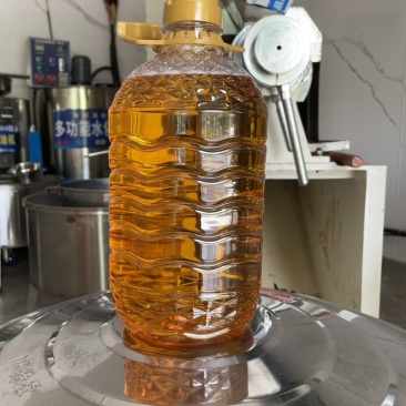 纯正农家物理压榨花生油低温熟榨浓香花生油