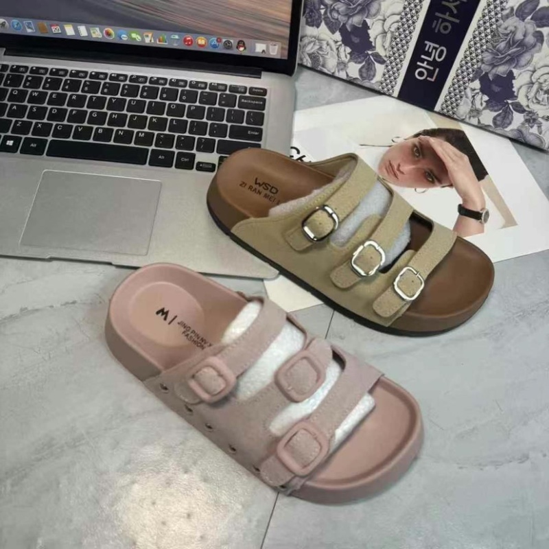 博肯女凉鞋