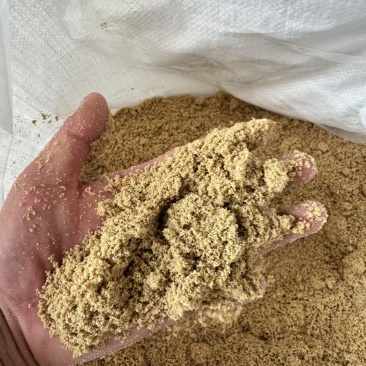 发酵熟玉米面，牛羊猪鸡鸭鹅驴马鸵鸟等养殖饲料产品