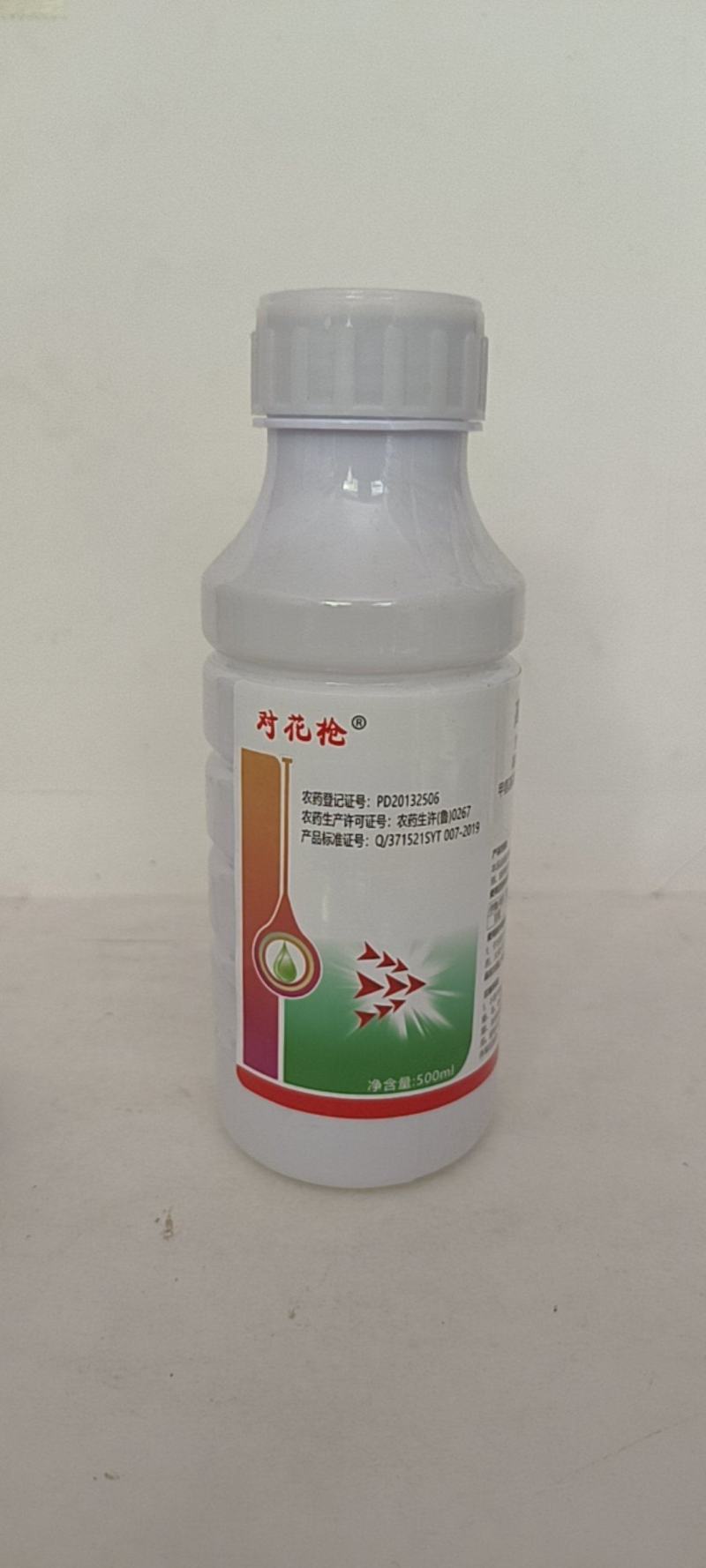 高氯甲维盐对食心虫潜叶娥吊丝虫青虫都有很好的防