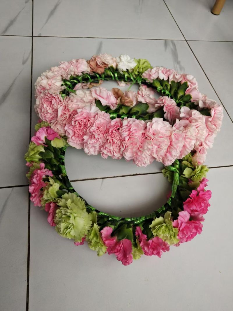 康乃馨花环