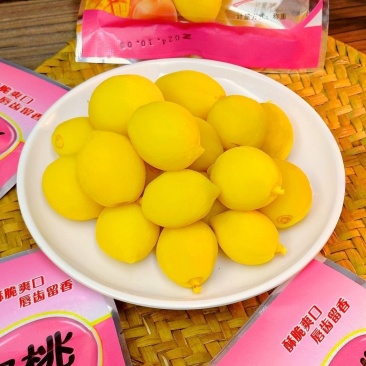 脆桃童年怀旧回忆零食水蜜桃喉桃蜜饯黄桃果脯酸甜8090桃子