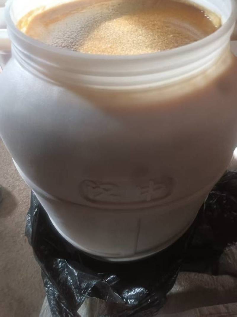 精品山林新产蜂蜜农家土蜂蜜品质上乘欢迎老板咨询。