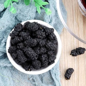 新疆特产吐鲁番正品黑桑椹干果干正宗泡水泡茶无干燥剂新疆桑