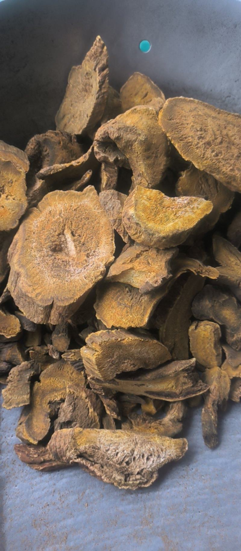 大黄可打粉药用兽用各种规格大黄质量保证量大从优