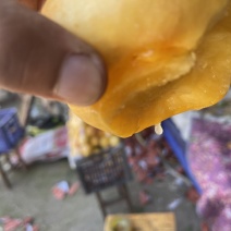 黄油桃很快上市。预定的提前