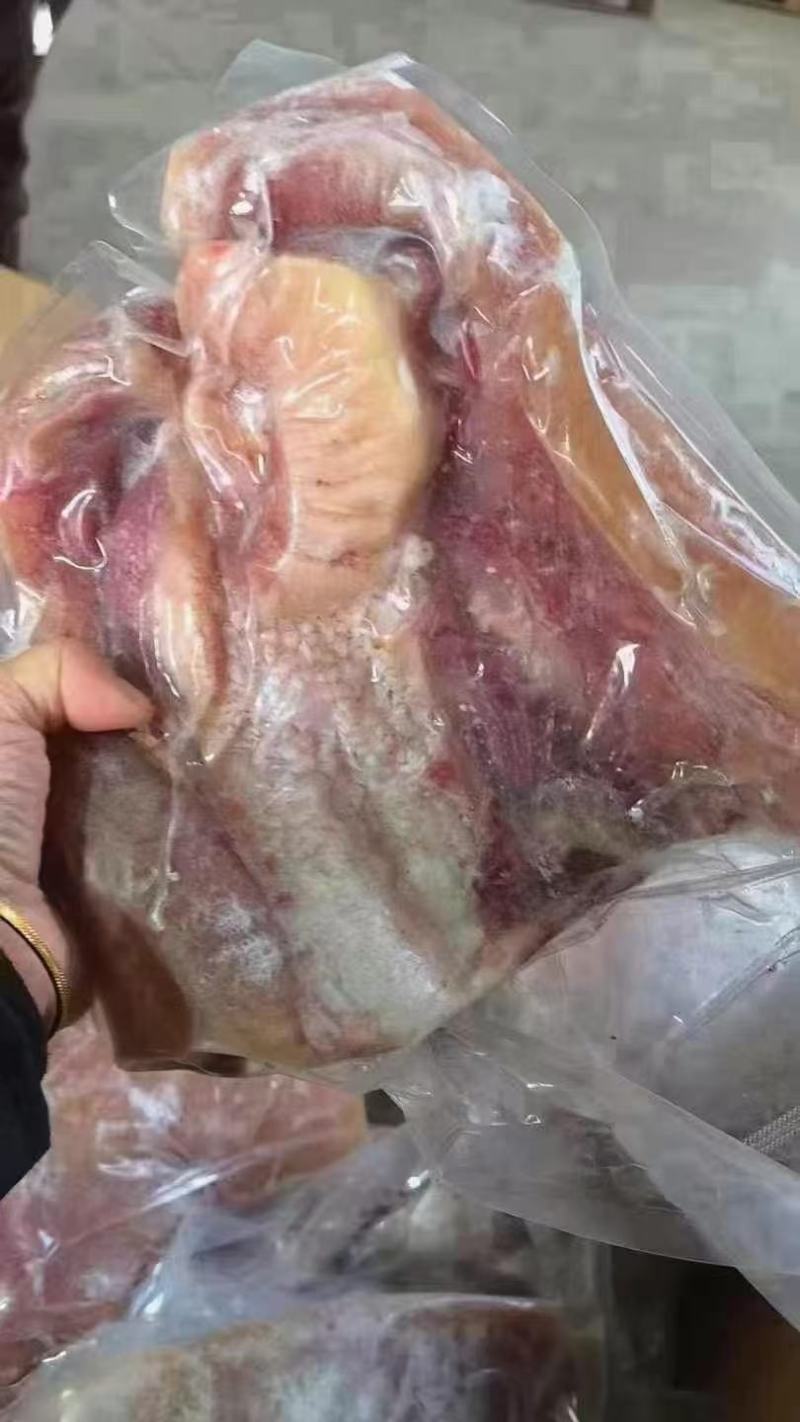 牛拱嘴牛嘴巴熟牛嘴巴牛头肉火烧毛牛拱嘴无碱火烧毛