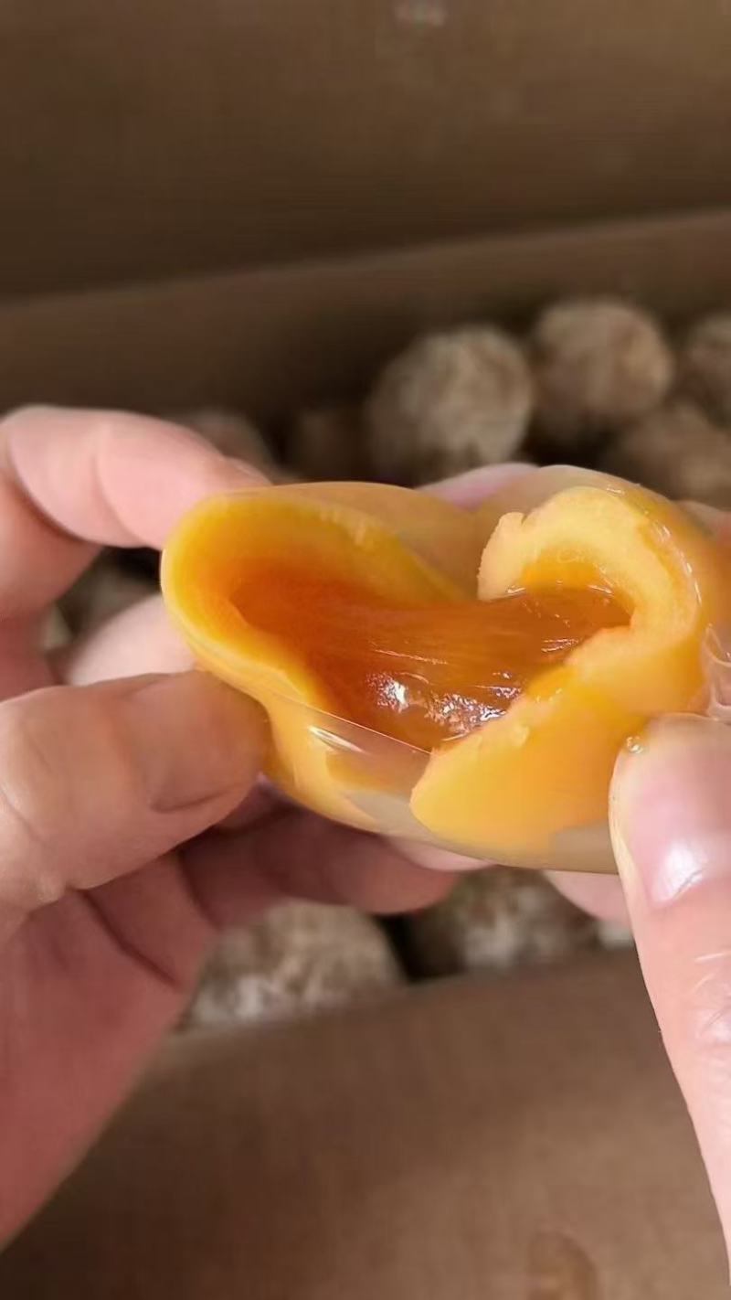 松花皮蛋松花蛋鸡皮蛋鸭皮蛋无铅皮蛋库房现货供应