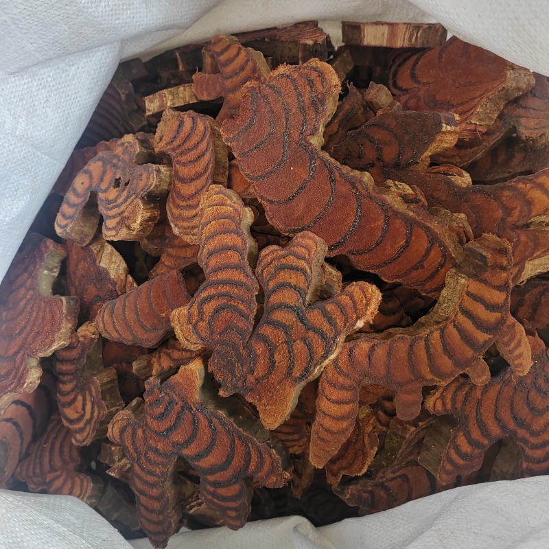 鸡血藤厚片靓货基地直供大量有货可电话咨询
