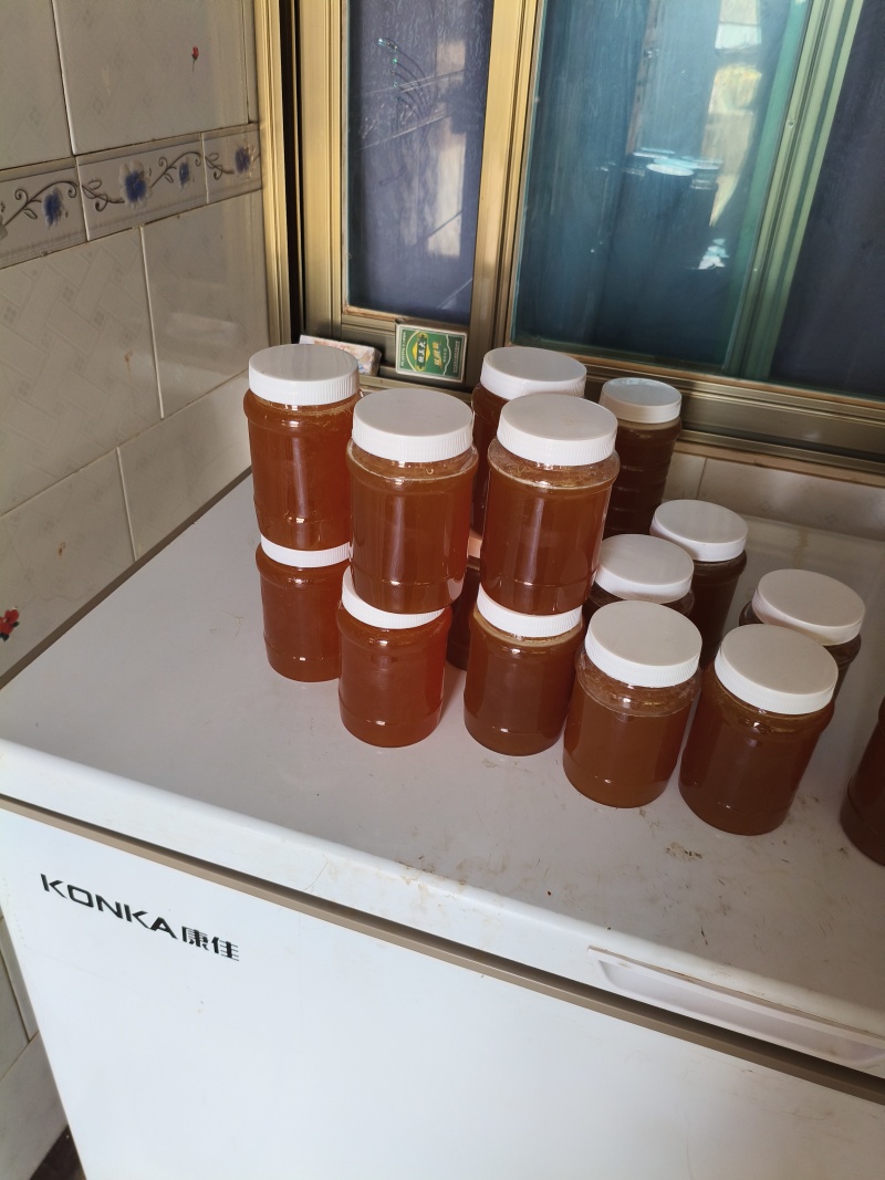 云南大理蜂蜜土蜂蜜百花蜜自产自销一手货源一件代发如假包换