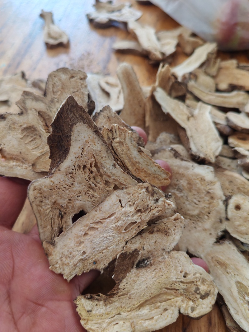 精品优质白术片大量现货供应