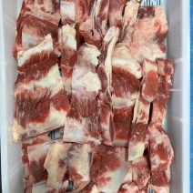 牛肋排头，肉多，瘦度高，性价比杠杠滴！牛排锅**。。。。