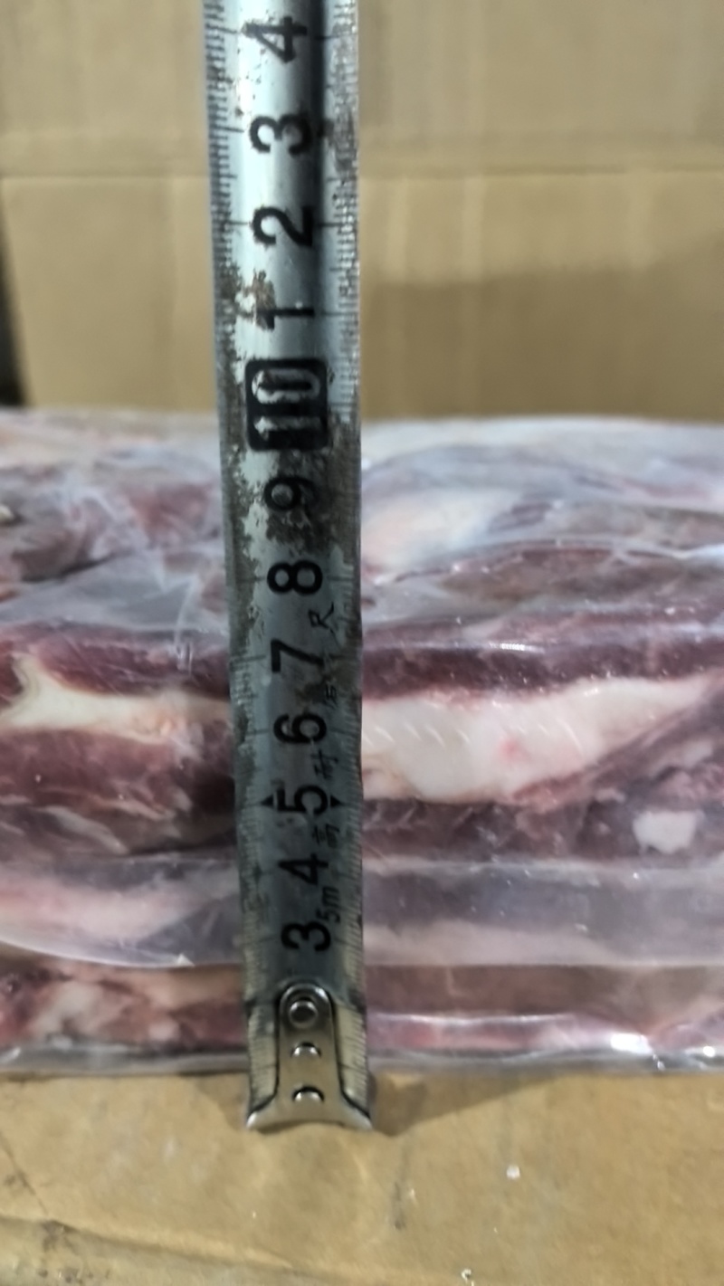 谷饲肥牛一号，纯干，纹理好，口感超棒，火锅店高档产品！！