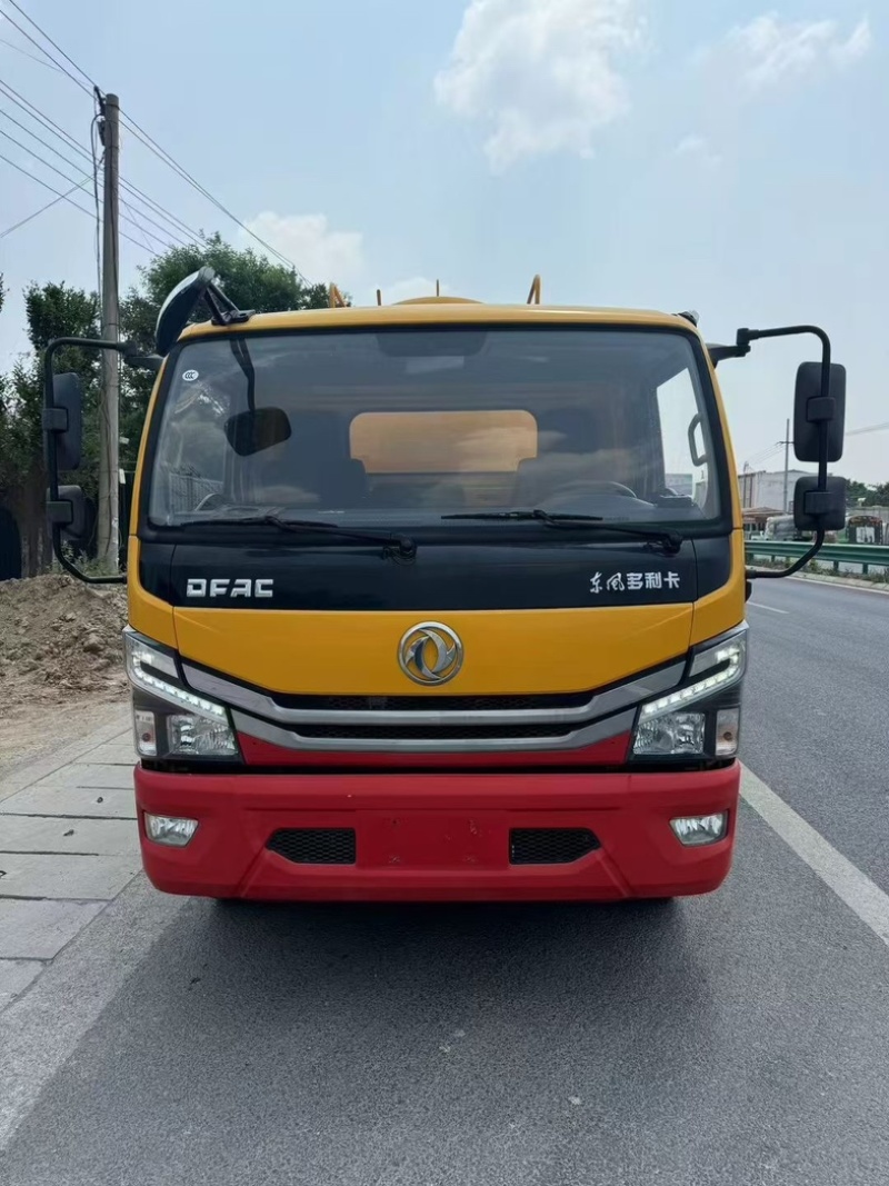 环卫车