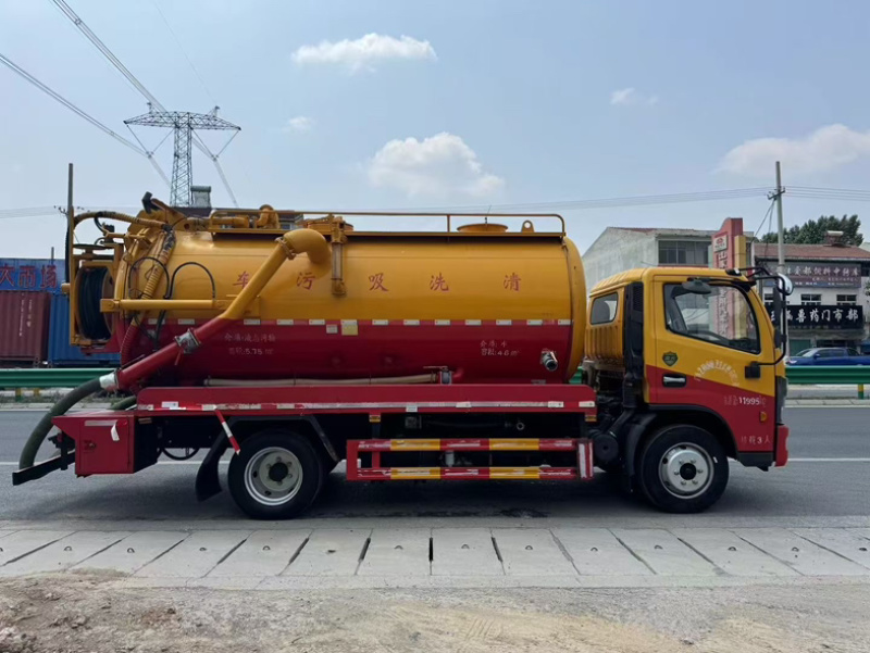 环卫车