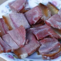 云南火腿本地火腿自家喂养土猪非私聊喂养