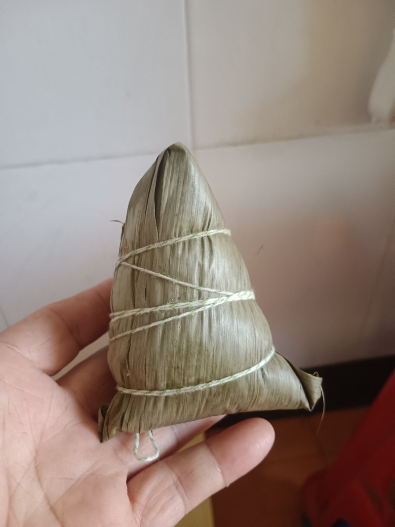 推荐各种口感粽子白米粽蜜枣红豆粽蛋黄肉粽代发，零售十批发