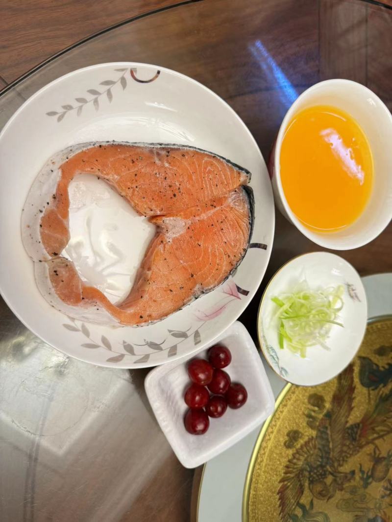 直冻三文鱼大规格油脂更丰富